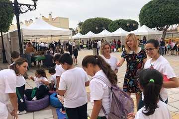 Personal del Centro de Salud de Las Remudas participa en la Semana de la Salud celebrada en el barrio (Foto TA)